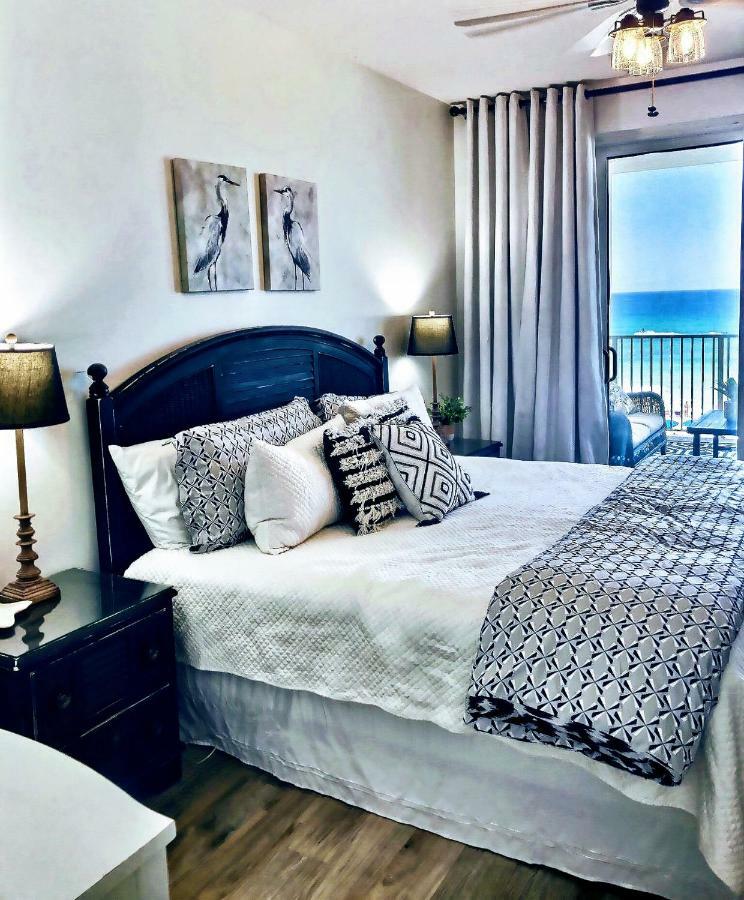 Barefoot Bliss - Beachfront Condo - Sleeps 12 Панама-Сіті-Біч Екстер'єр фото